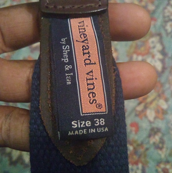 Vineyard Vines belt - Picture 4 of 4